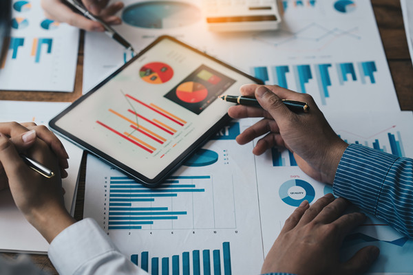 面對多元化業(yè)務，集團如何精準制定管控體系與策略？