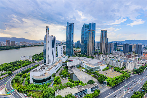 企業(yè)如何借助福州咨詢公司把握市場趨勢與機遇？