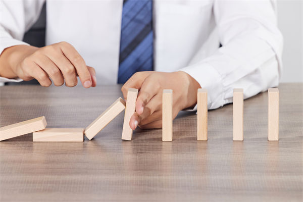 集團(tuán)與子公司管控失靈，如何重塑體系實(shí)現(xiàn)高效協(xié)同？